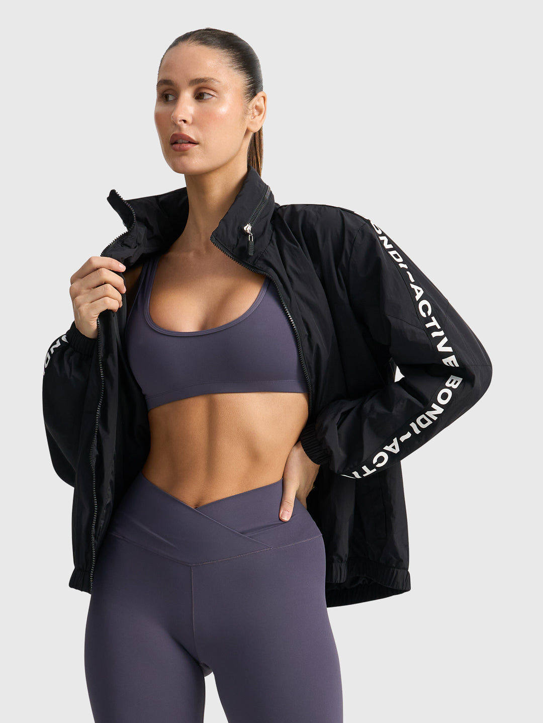 HOODED WINDBREAKER - Black