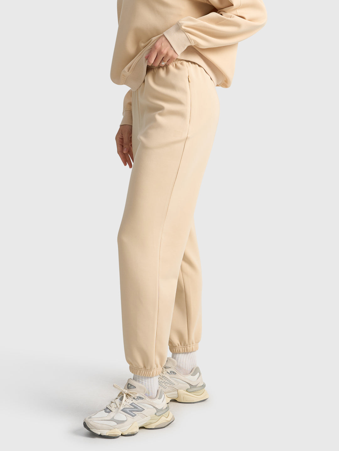 INTERVAL TRACK PANT
