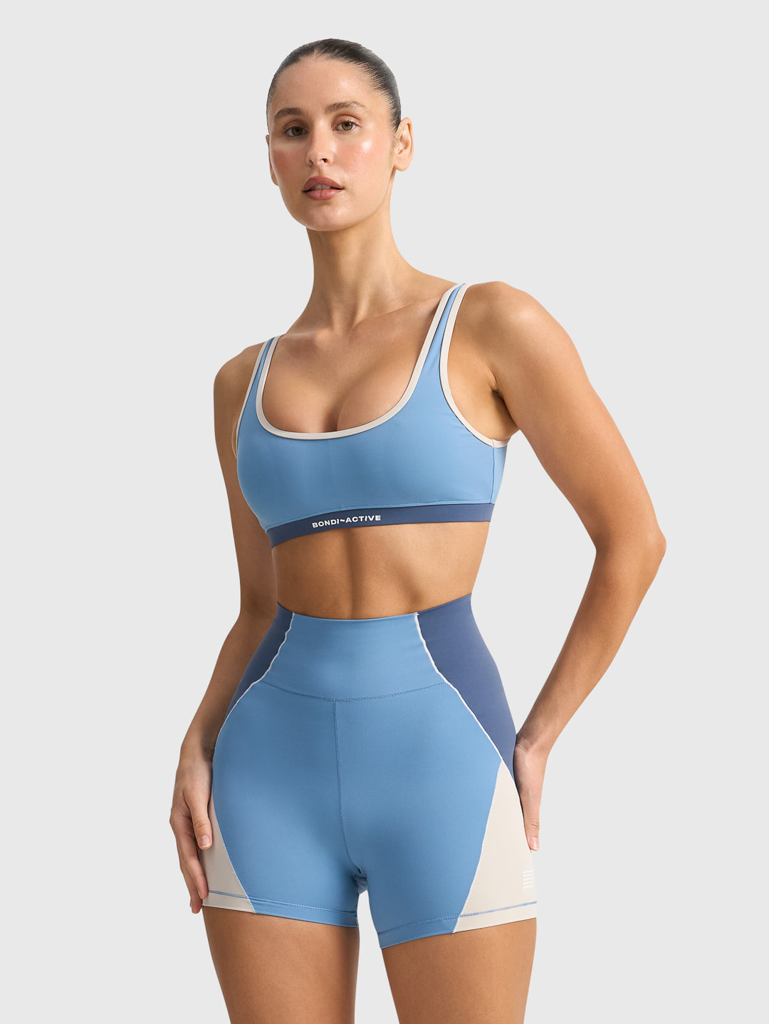 SPORT CLUB SCOOP NECK BRA - BLUE