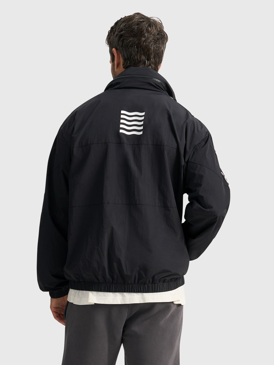 HOODED WINDBREAKER - Black