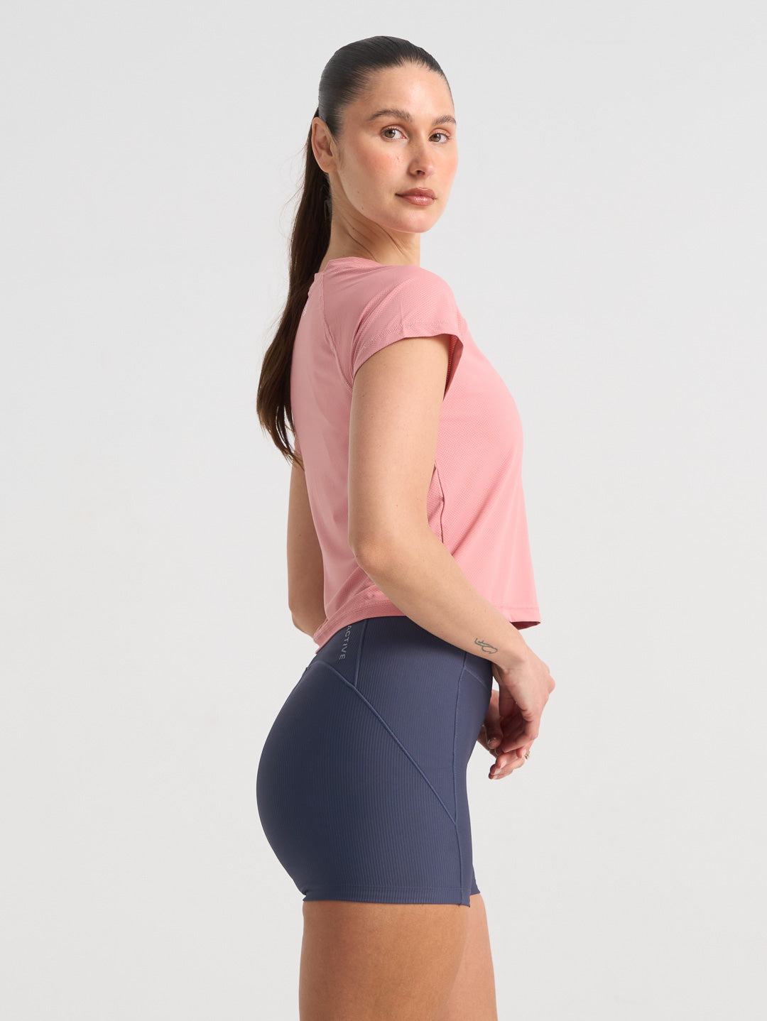 GLORY DAYS RAGLAN PERFORMANCE TEE - BLUSH