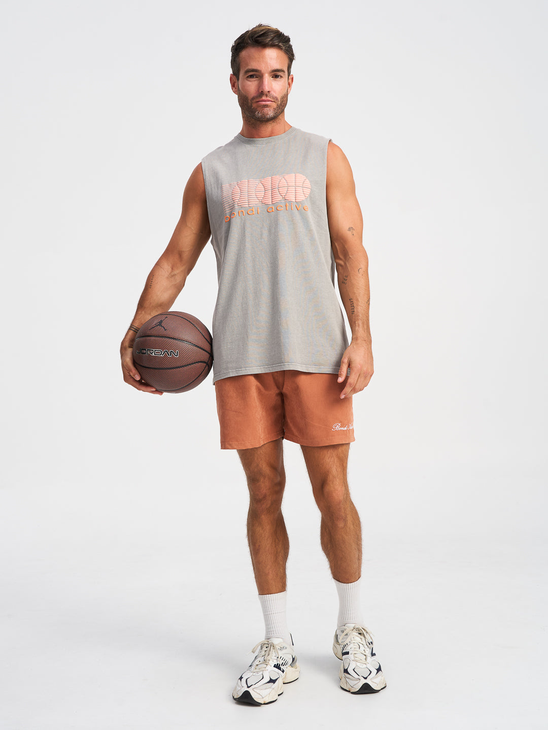 OVERSIZED GRAPHIC TANK - Cocoa