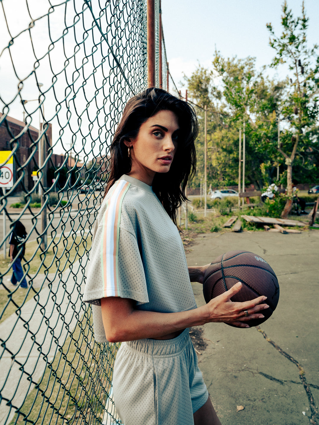 OVERSIZED CROPPED MESH TEE