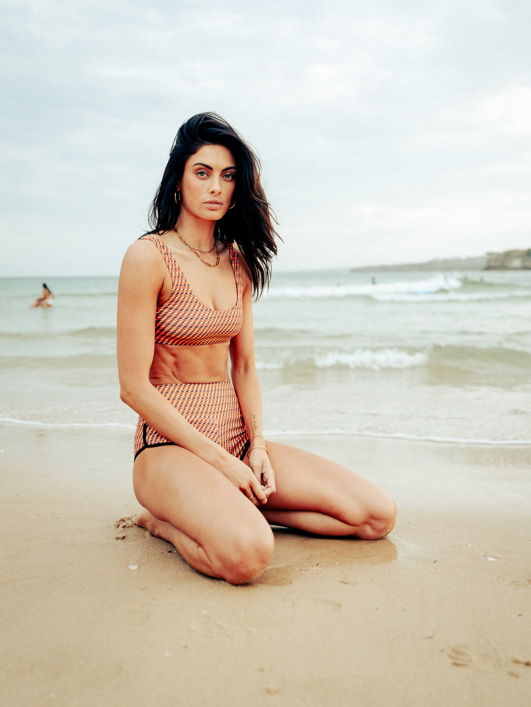 SCOOP NECK SWIM TOP - Geo Orange