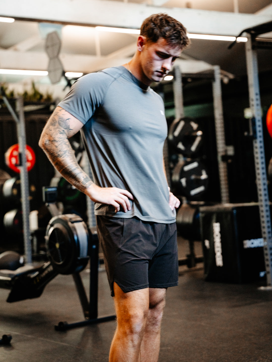 EVOLVE GYM SHORTS - Charcoal