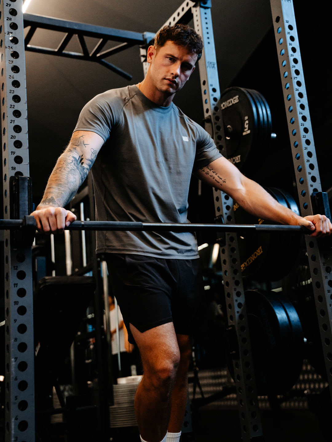 EVOLVE GYM SHORTS - Charcoal