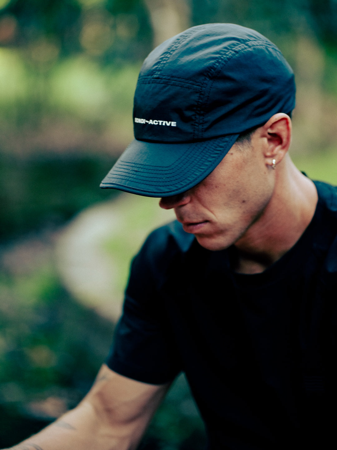 BASELINE 5 PANEL CAP - BLACK