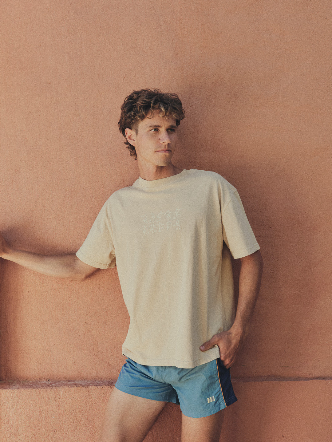 GLORY DAYS TECHNIQUE TEE - GILDED BEIGE