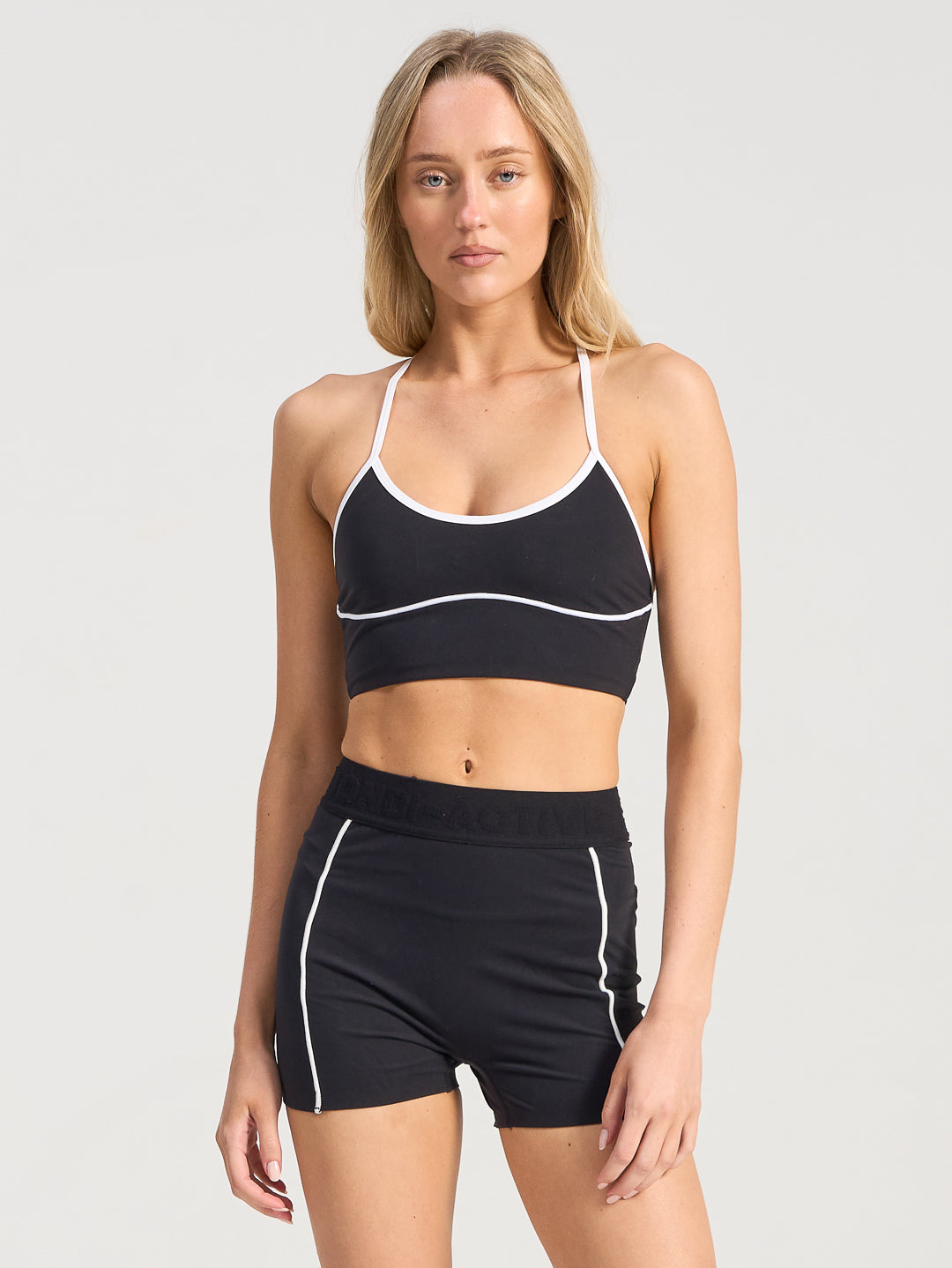 Speedway Dominate Crop - Black