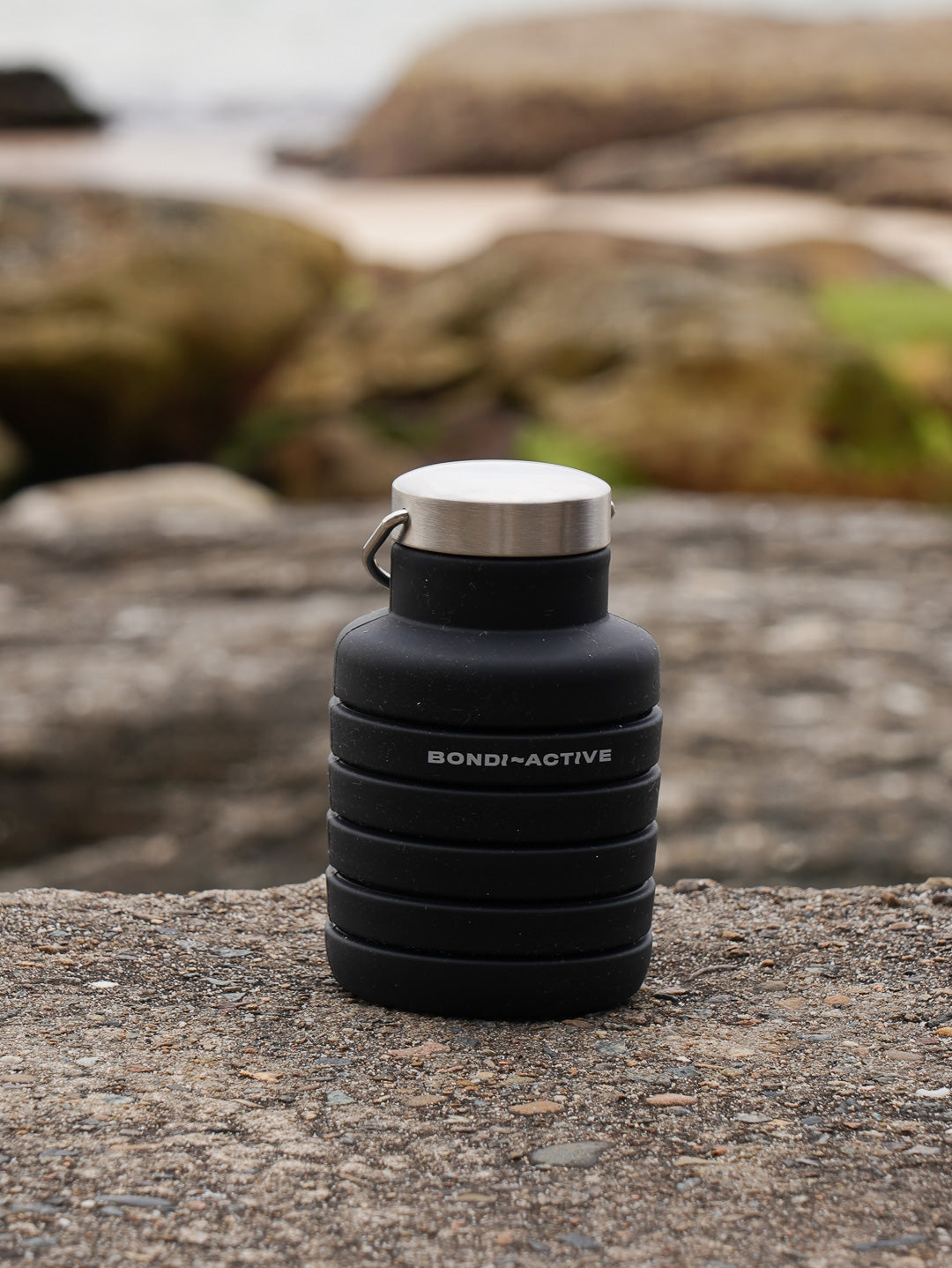 BA COLLAPSIBLE WATER BOTTLE - BLACK
