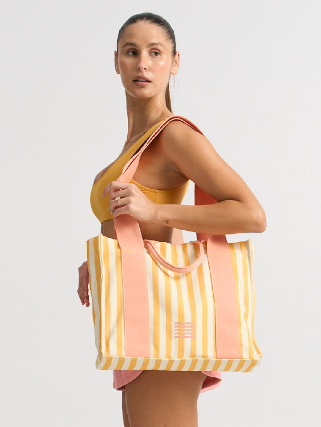 GLORY DAYS BRUNCH TO BEACH BAG - BANANA STRIPE