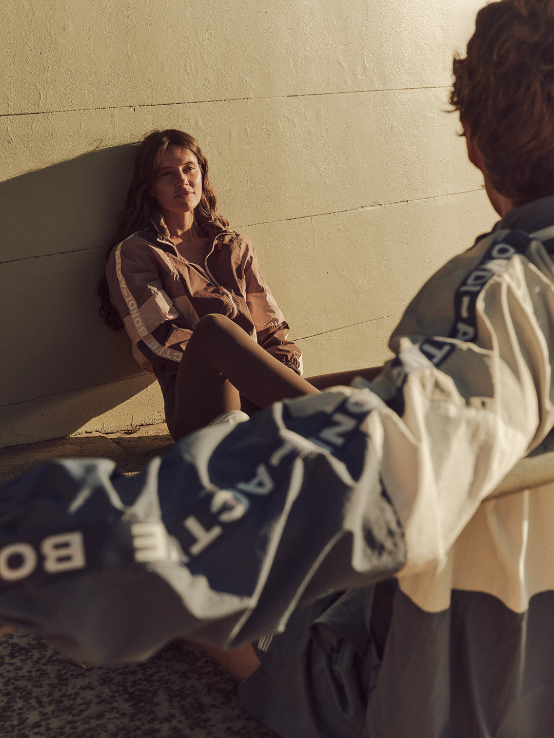 GLORY DAYS CROPPED WINDBREAKER - BROWN MULTI