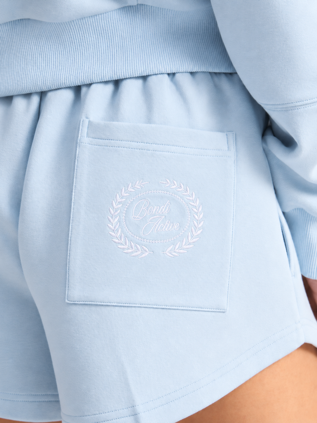 Slow Mode Short - Chambray Blue