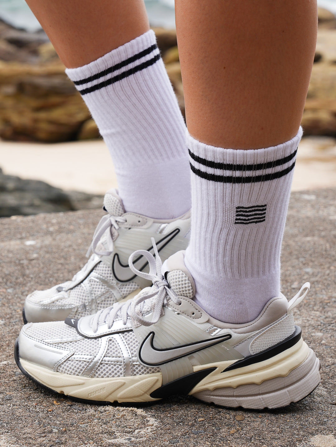 Stripe Logo Sock 2 Pack (White/Black)